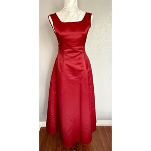 David's Bridal Michaelangelo Red Satin Formal Dress Size 16 Junior Fit